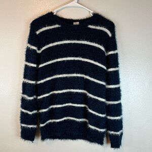 Wonder Nation Fuzzy Striped Sweater - Dark Blue and White
Size XL Juniors